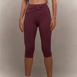 NEW MISSGUIDED Bow Detail High Waist Capri Leggings
